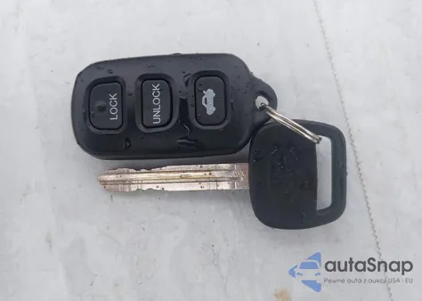 2003 Toyota Matrix Standard из США, поврежденный, VIN 2T1LR32E33C083902